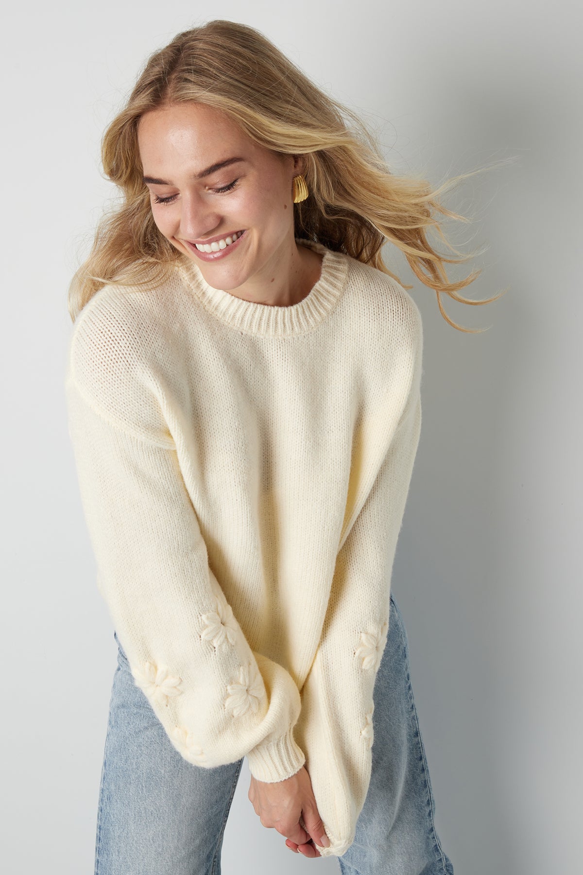 Cosy Winter Pullover SNOW-FLOWER