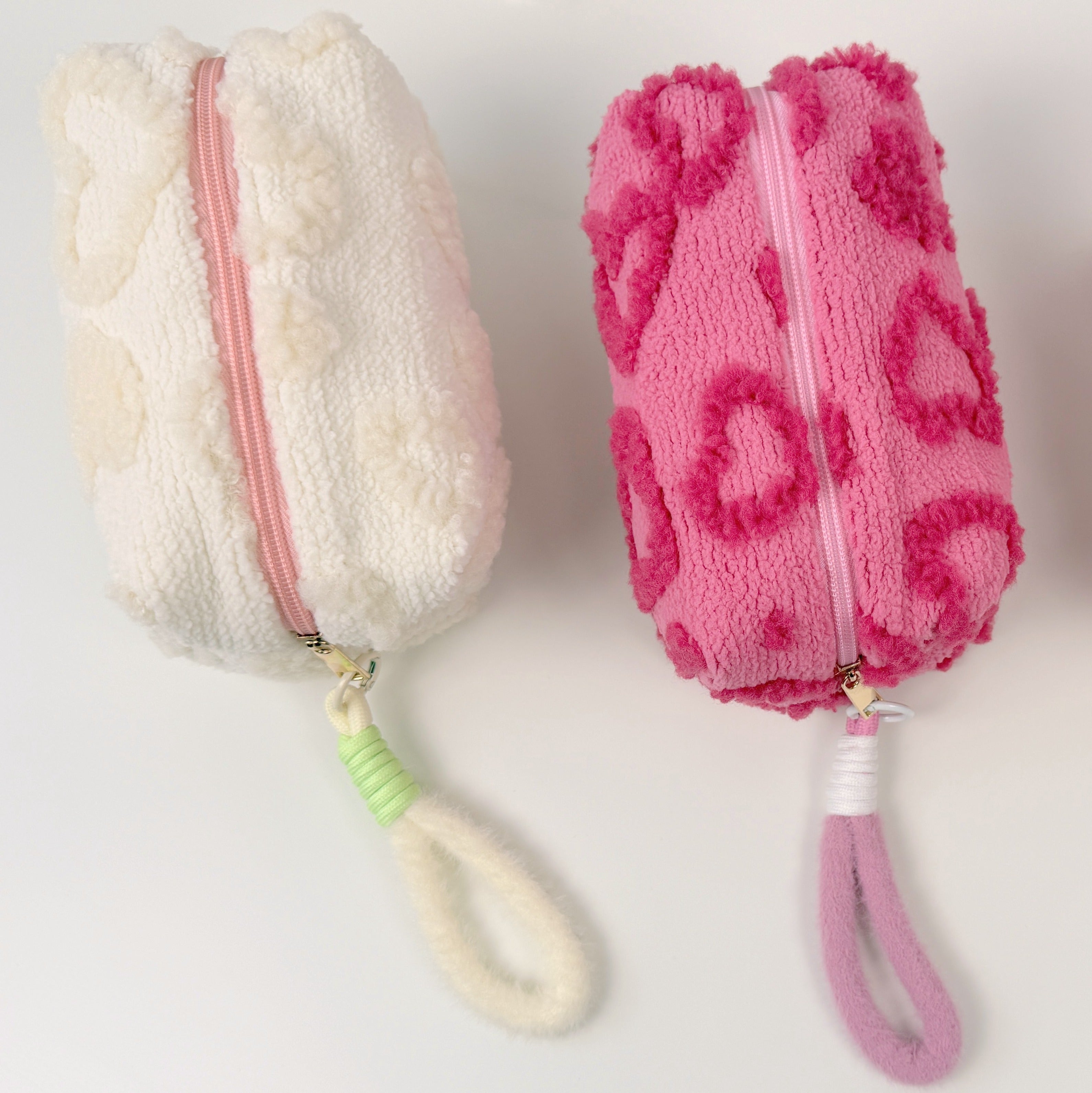 Kosmetiktasche mit abnehmbaren Anhänger