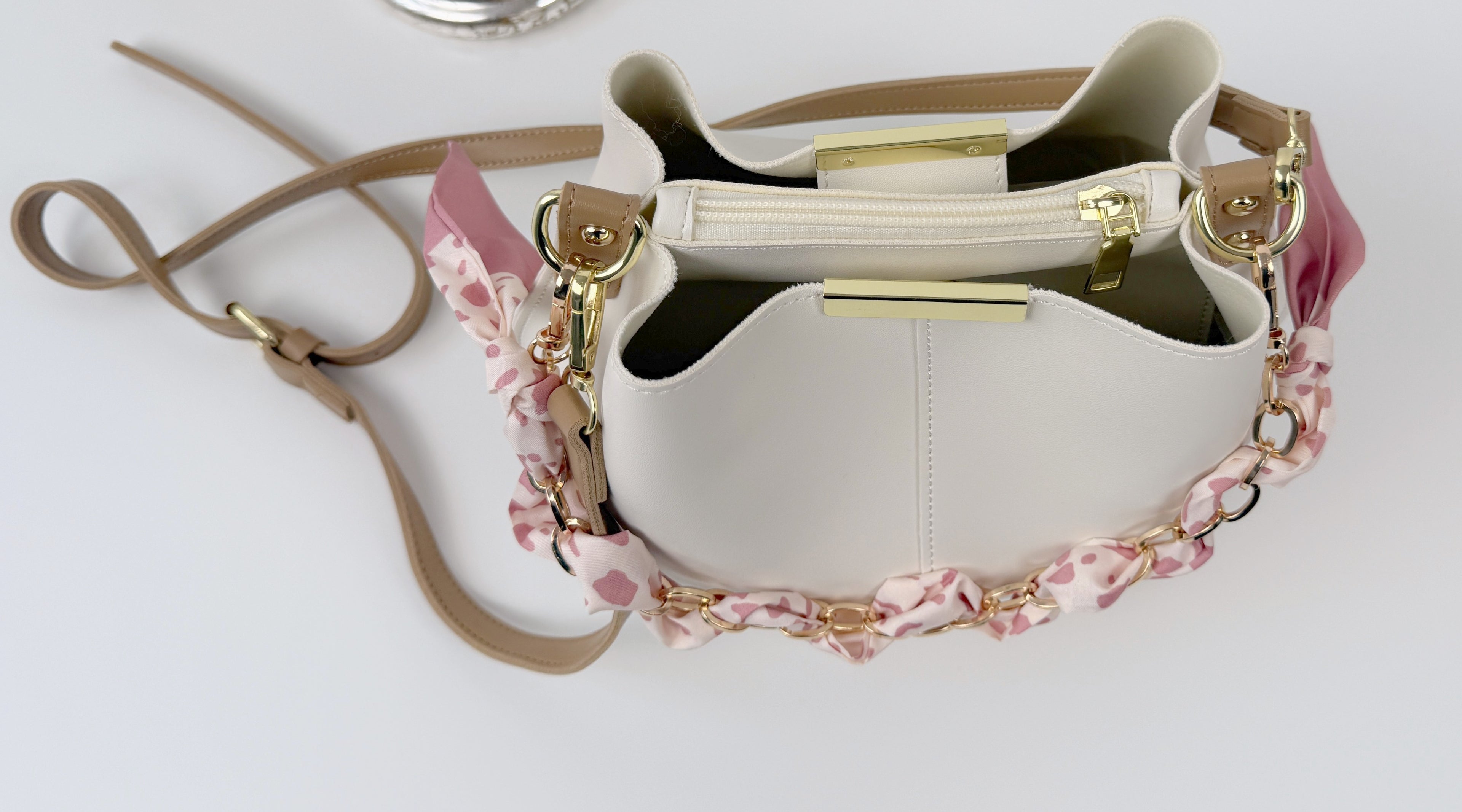 Umhängetasche - cremeweiß - Magnetverschluss