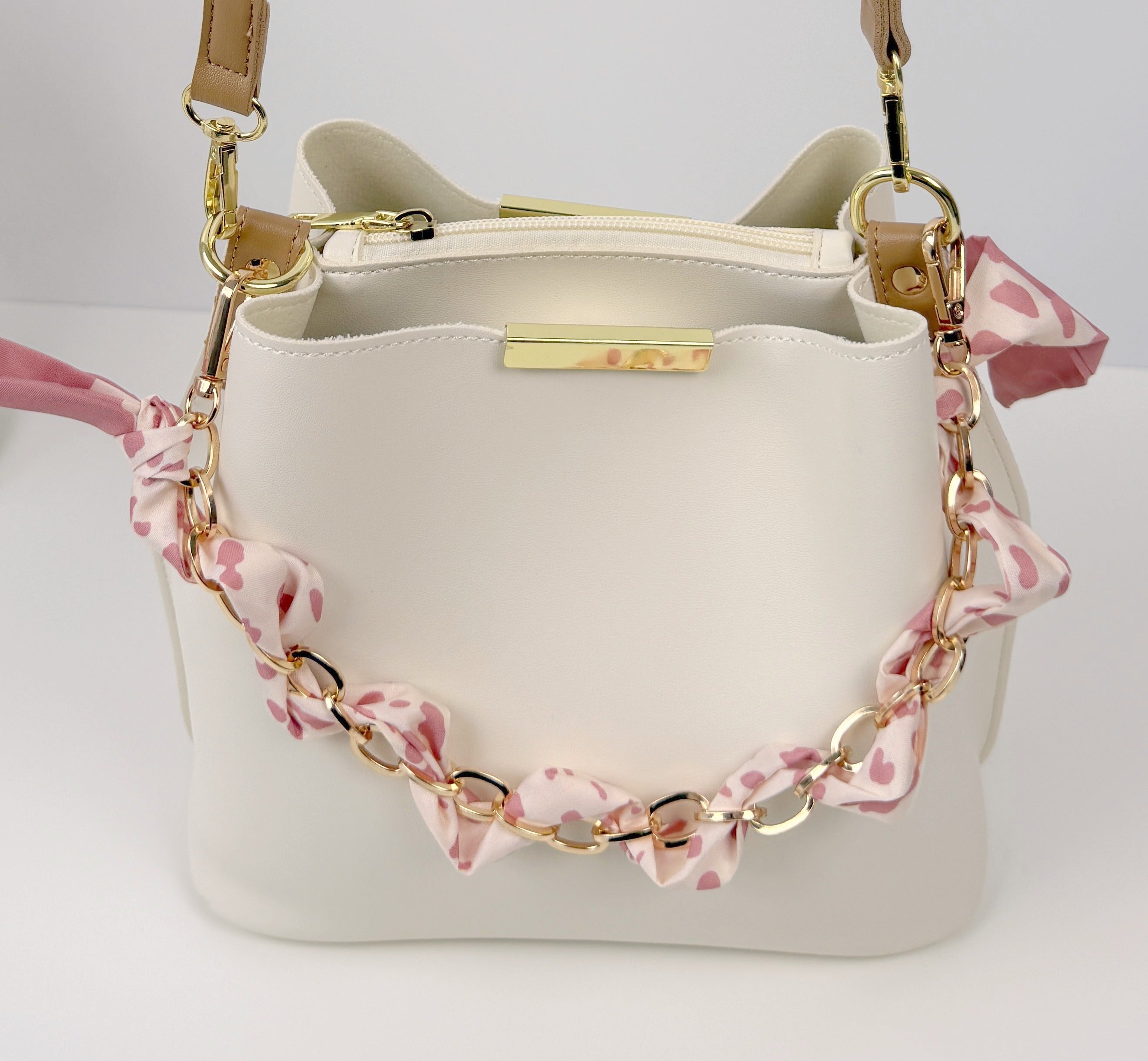 Umhängetasche - cremeweiß - Magnetverschluss