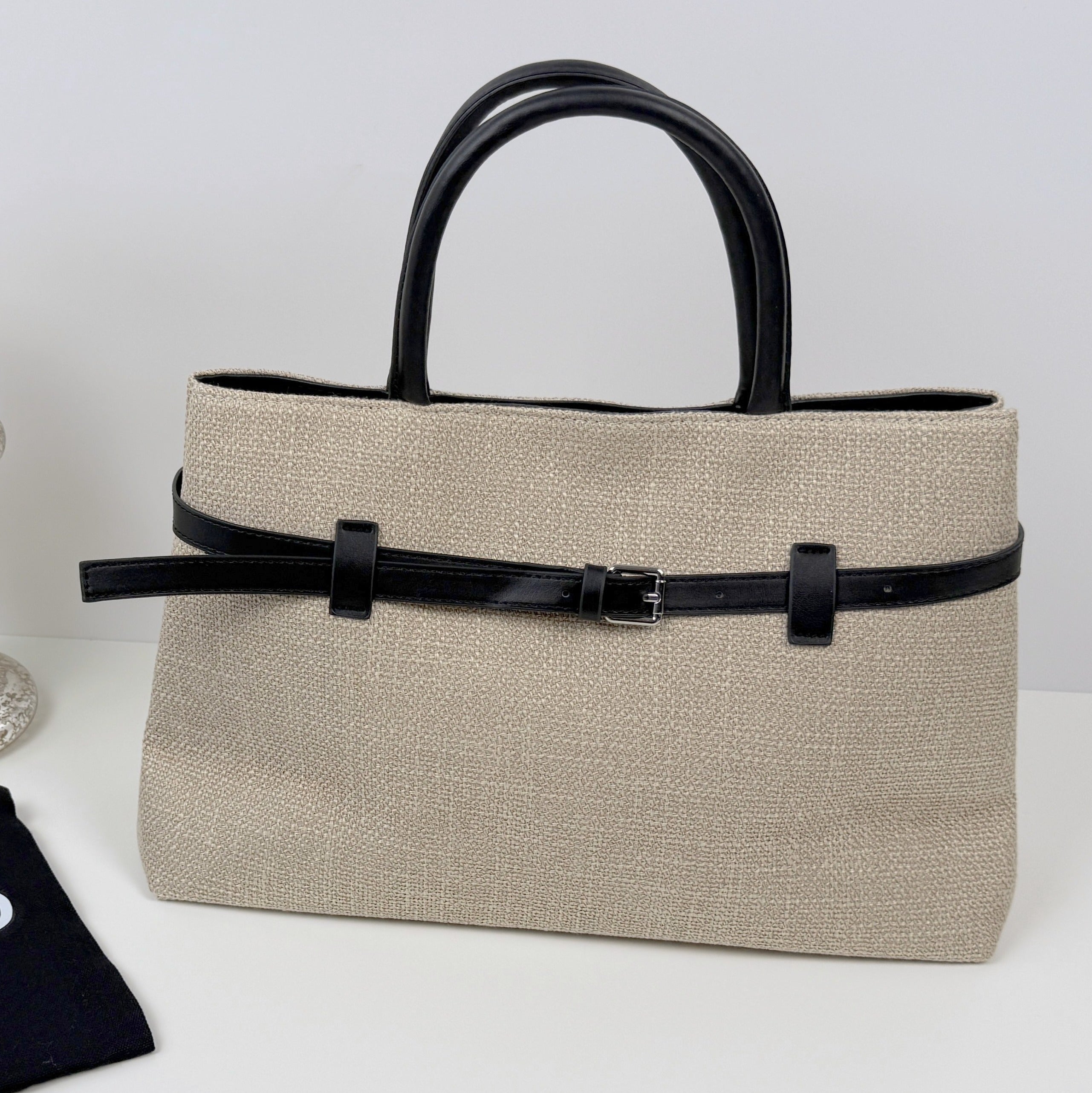 Handtasche - Beige/schwarzen – Magnetverschluss - inkl. Kosmetiktasche