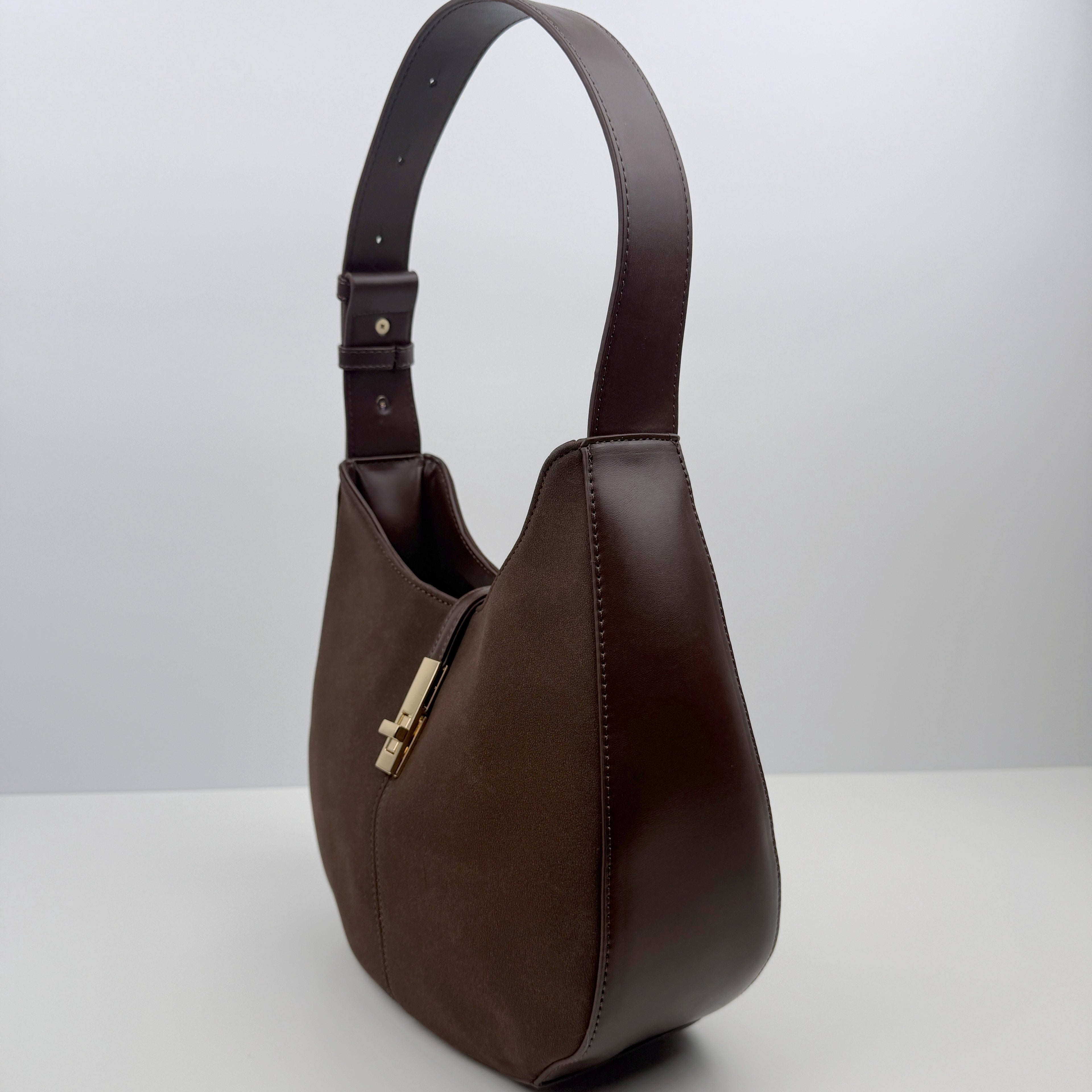 Elegante PU Umhängetasche Drehverschluss