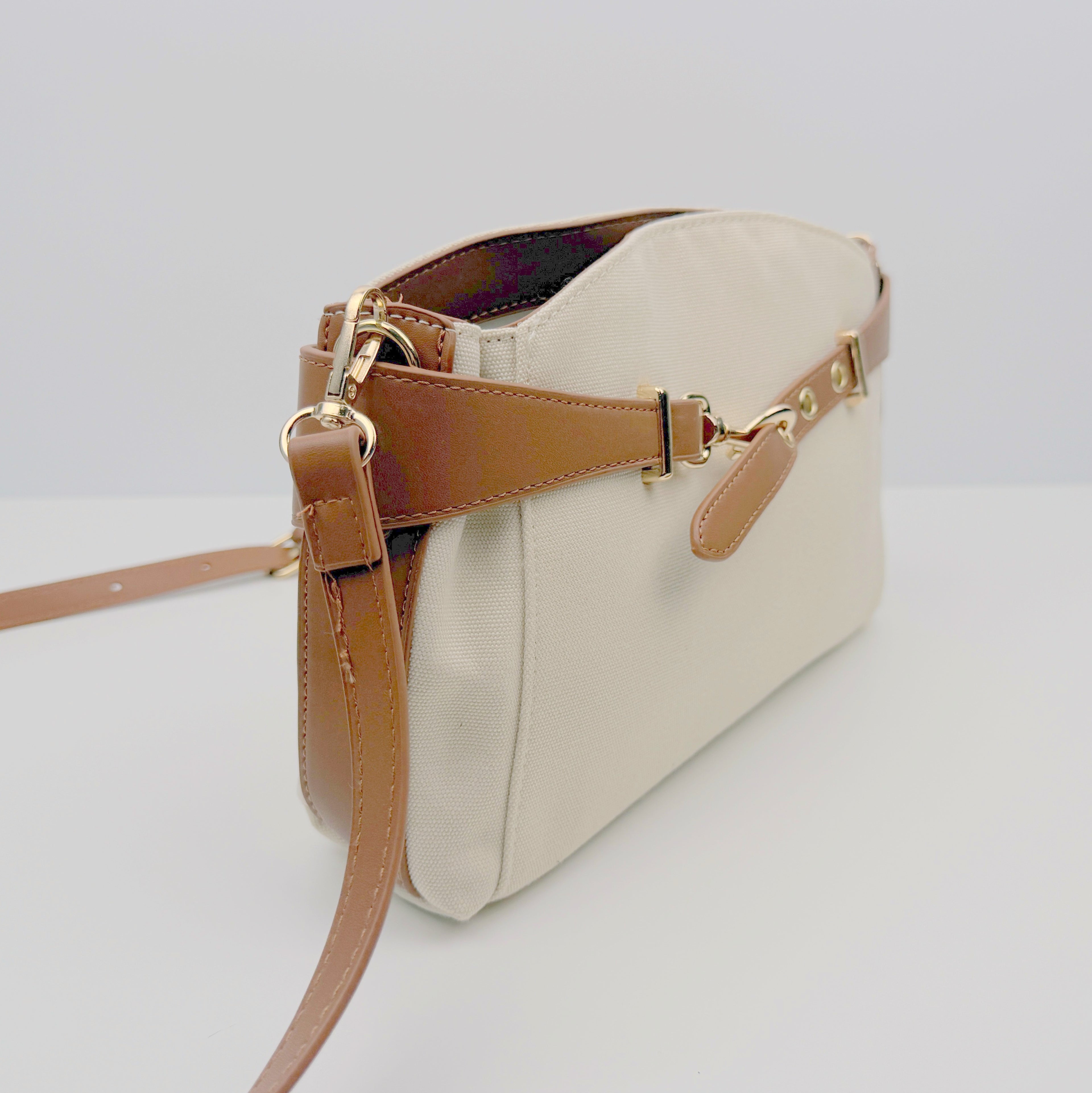 Süße kleine Umhängetasche - camel-ecru Material-Mix Kunstleder & Canvas