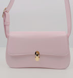 Elegante Umhängetasche - Kunstleder - mit goldenen Verschlüssen