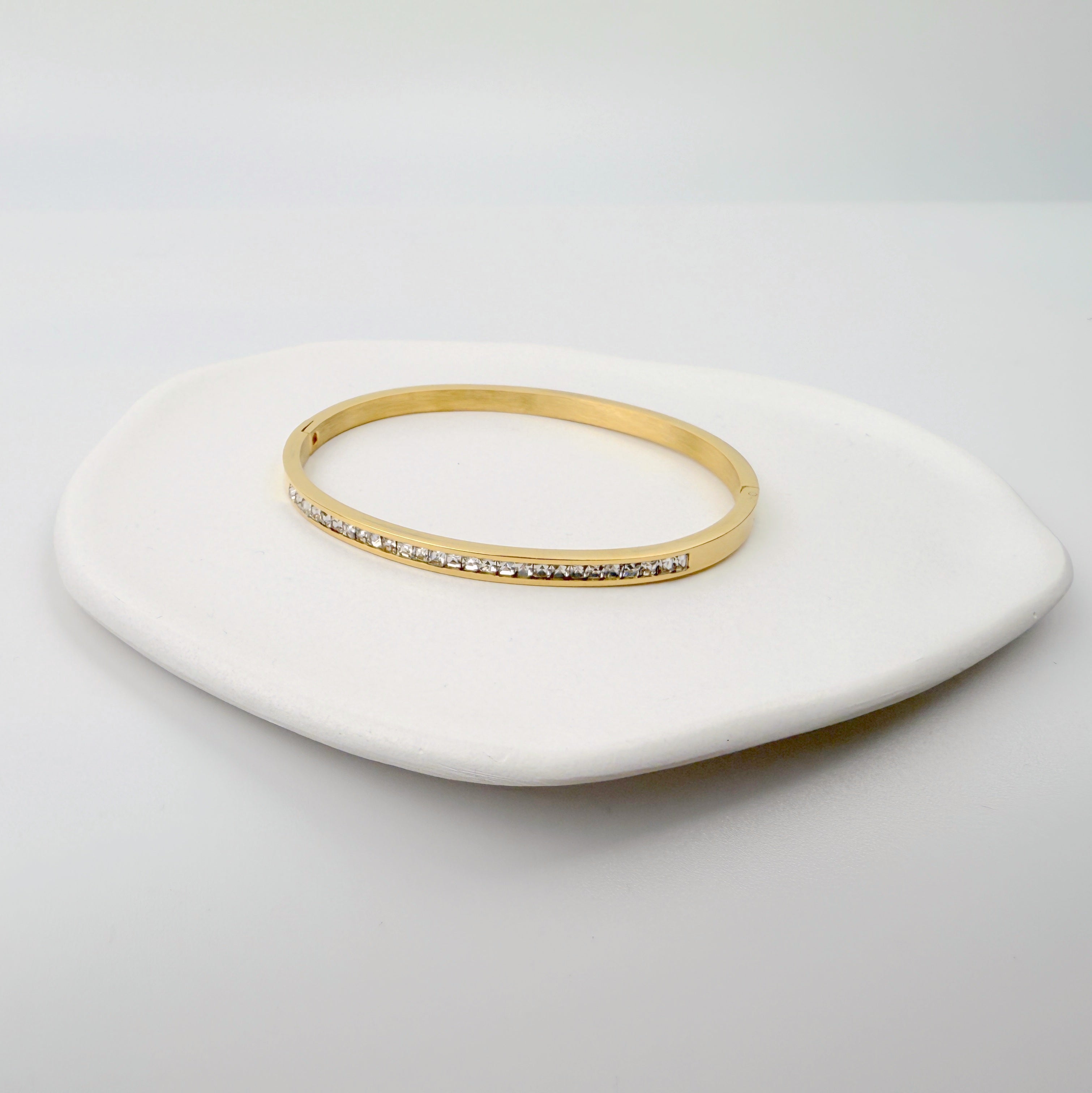 Armreif mit Strasssteinen Gold Stainless-Steel