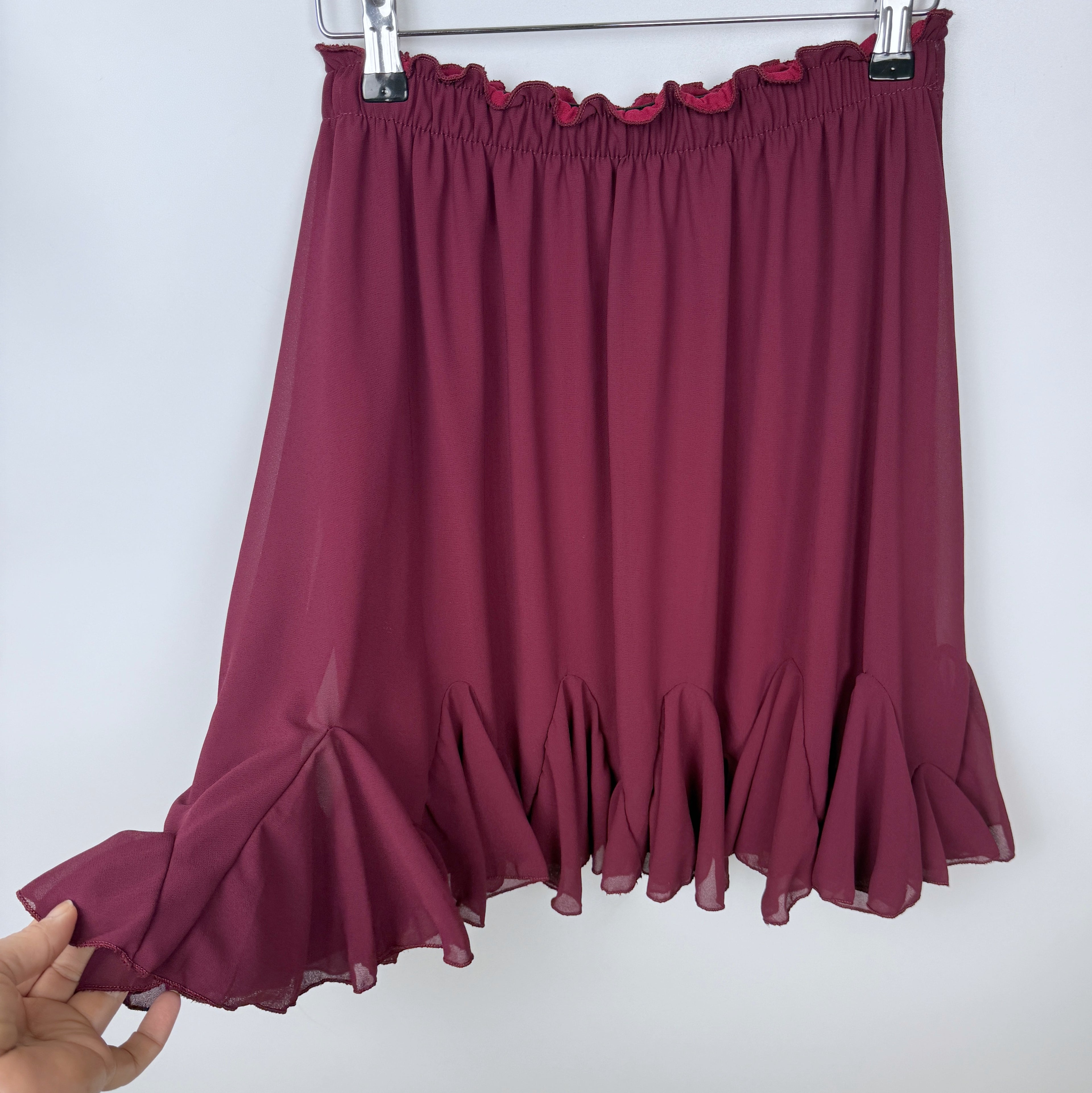 Wunderschöner Rock Bordeaux