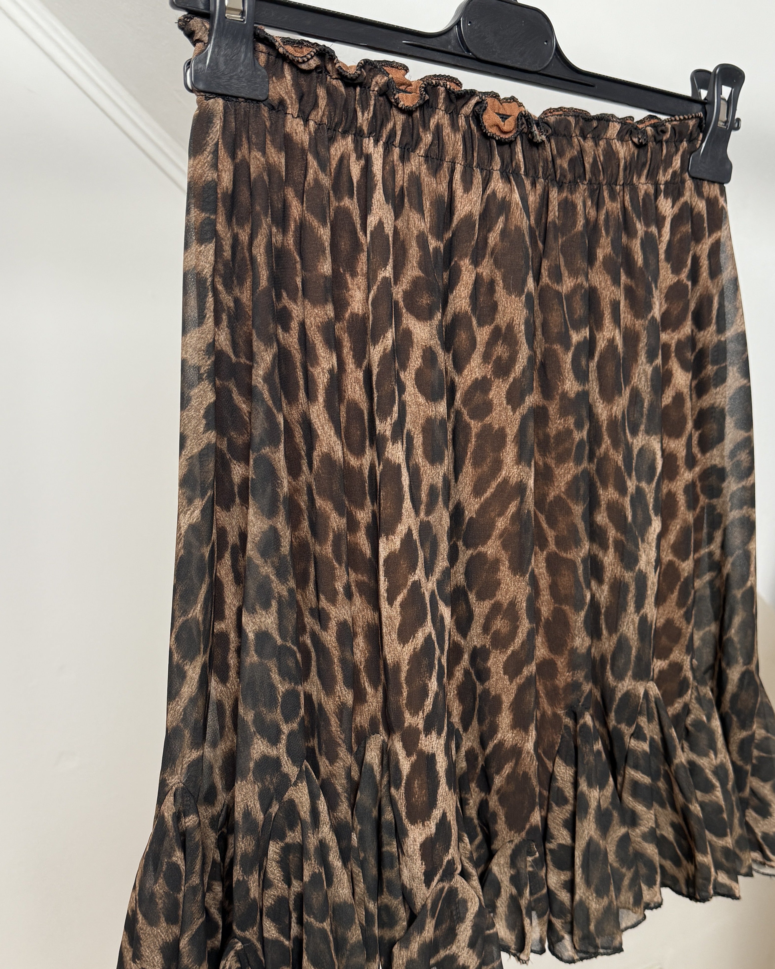 Wunderschöner Rock Leo