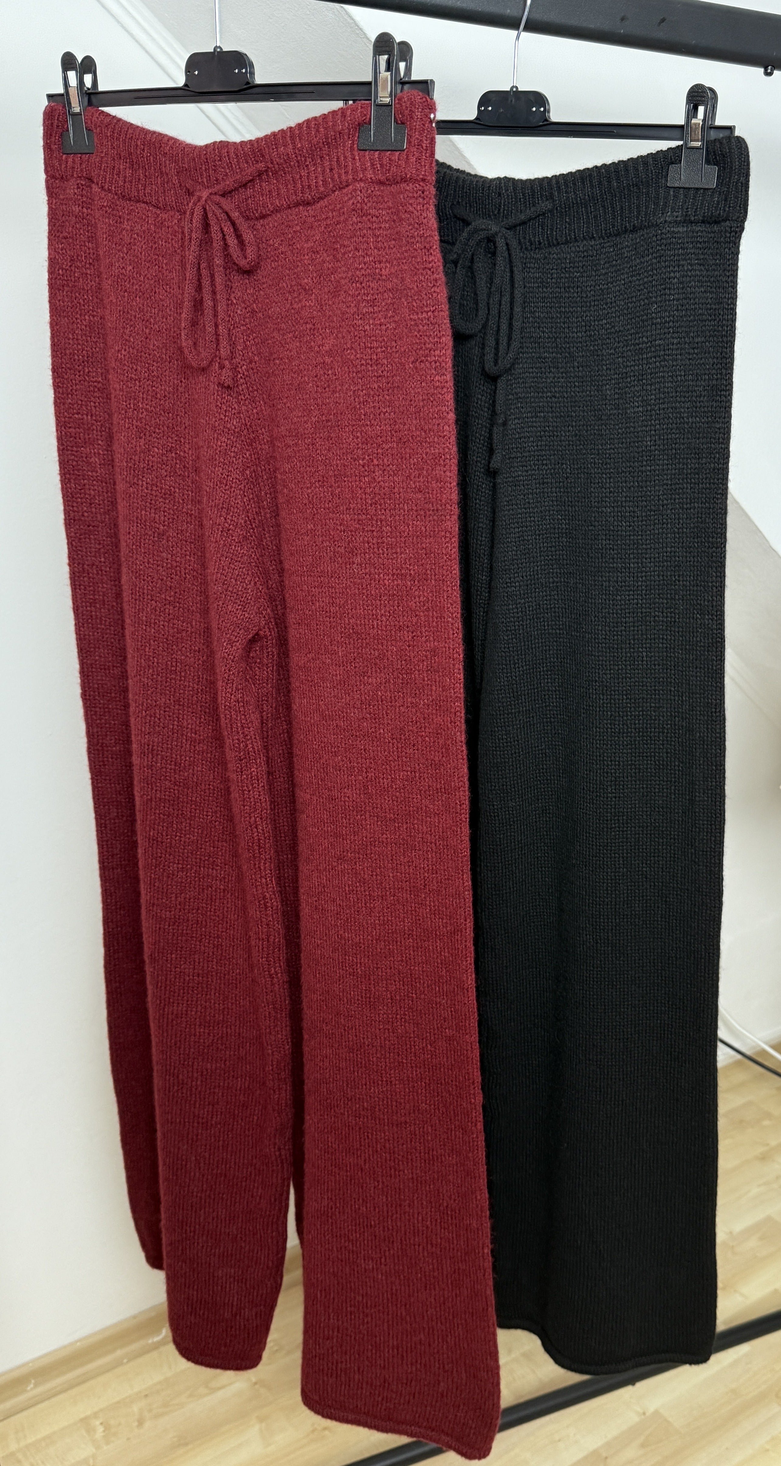 Cosy Strickhose Bordeaux