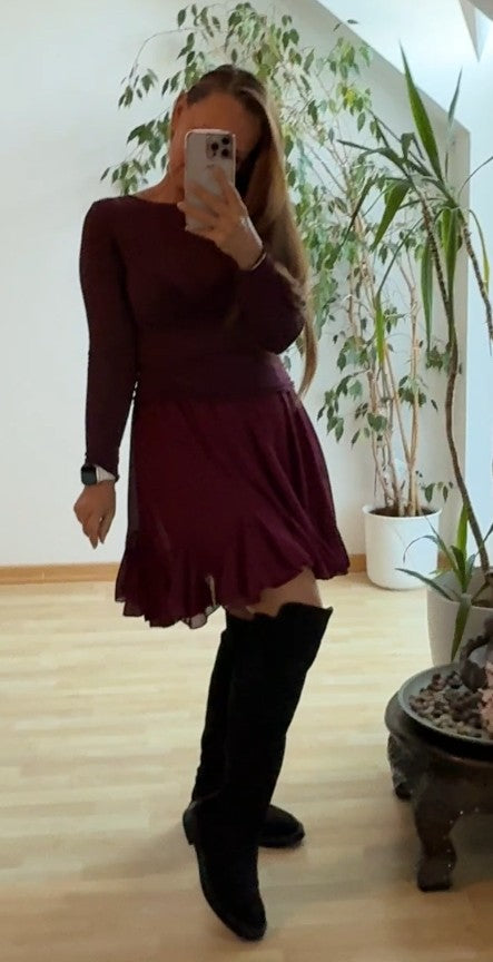 Wunderschöner Rock Bordeaux