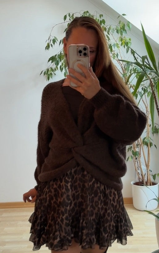 Cardigan - Strickjacke - Knoten