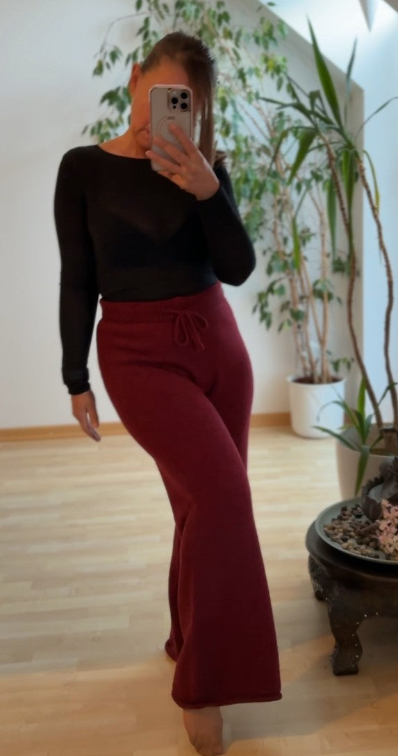 Cosy Strickhose Bordeaux